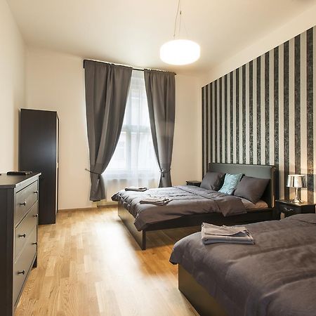 Neklanova Apartments Praga Zewnętrze zdjęcie