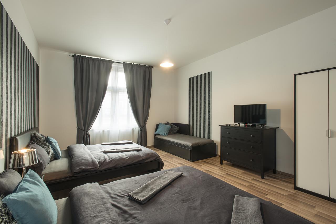 Neklanova Apartments Praga Zewnętrze zdjęcie